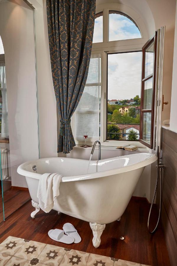 Casa Svizzera Agriturismo Barolo Exteriér fotografie