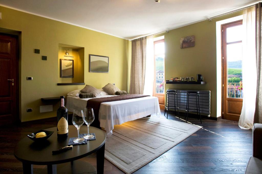 Casa Svizzera Agriturismo Barolo Pokoj fotografie