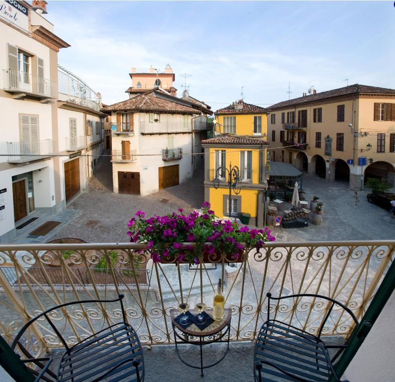 Casa Svizzera Agriturismo Barolo Pokoj fotografie