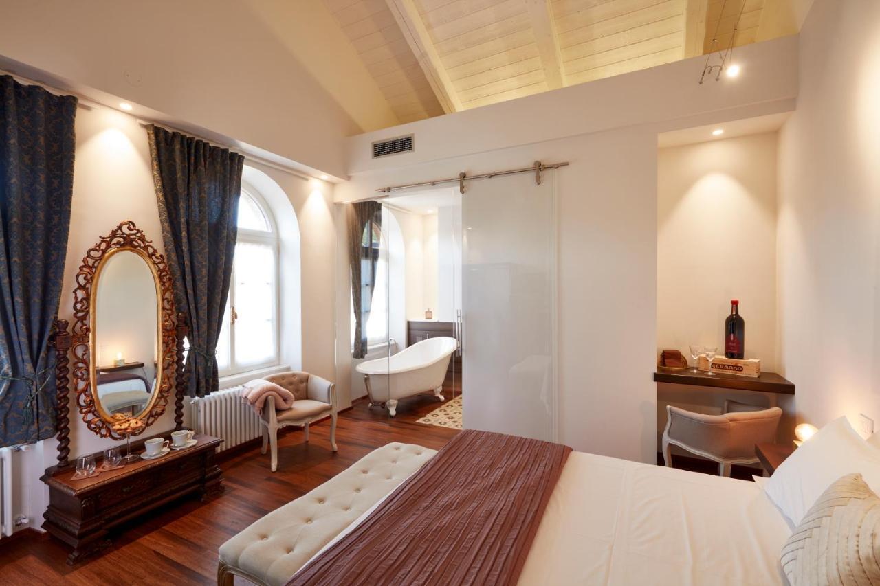 Casa Svizzera Agriturismo Barolo Exteriér fotografie