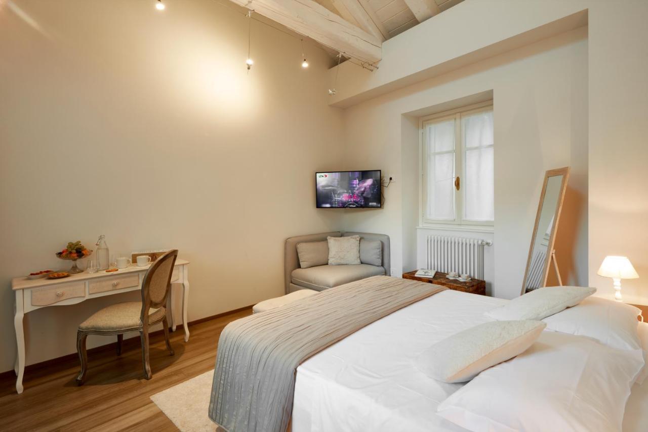 Casa Svizzera Agriturismo Barolo Exteriér fotografie